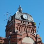 Turm des Kontorgebäudes vor der Renovierung